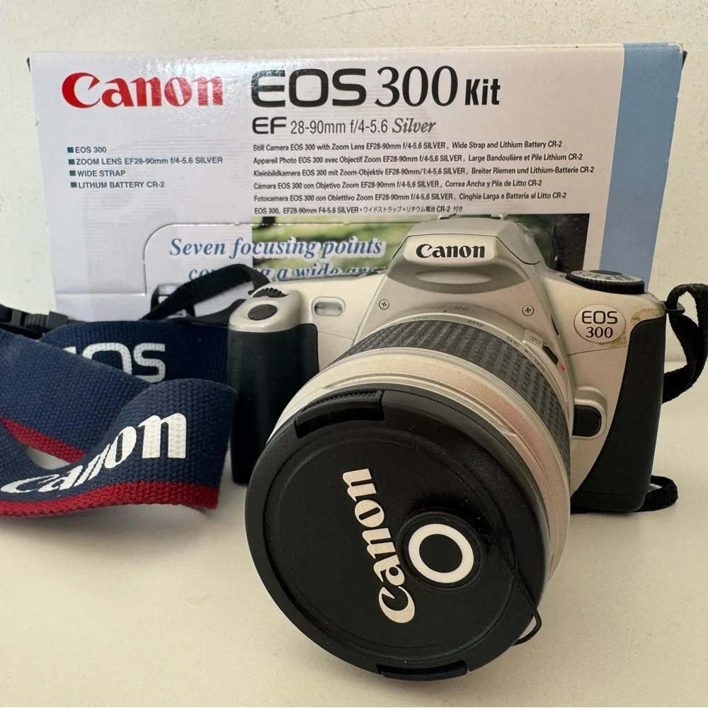 Canon EOS 300 Kit Silver Film Camera